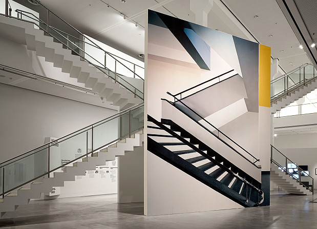 Renate Buser, Treppenhaus Bauhaus Dessau, für "original bauhaus", 2019, Installation, zweiteilig